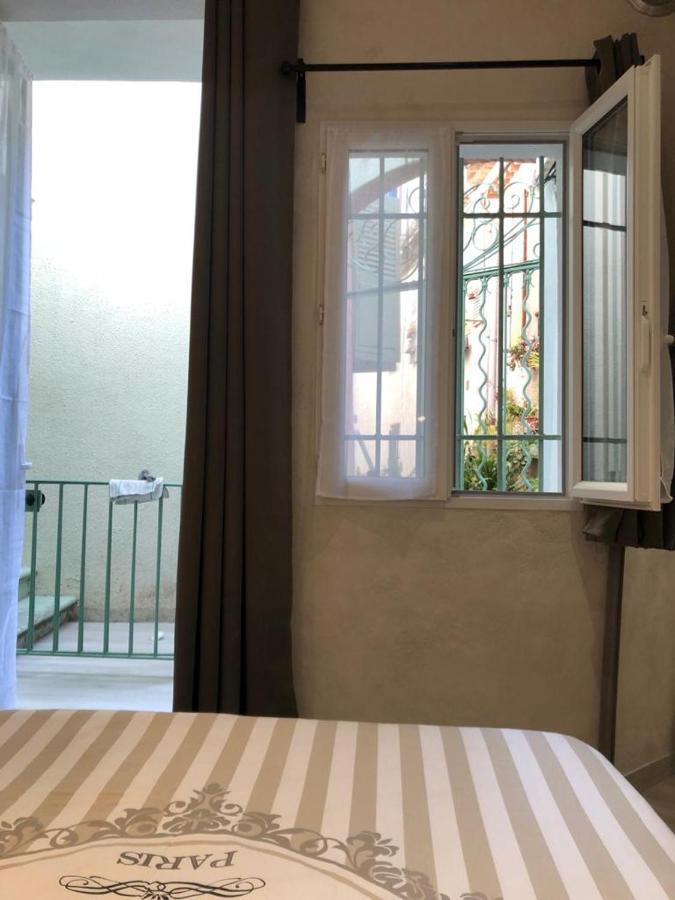 Vieil Antibes, Ravissant 2P Avec Petite Terrasse Apartment ภายนอก รูปภาพ